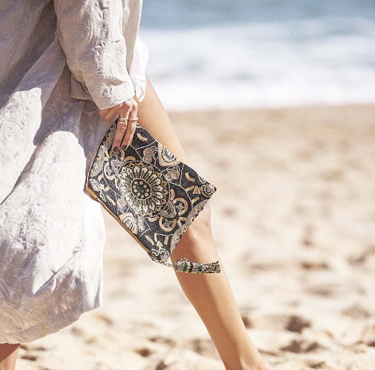 Bolso Bordado Con Mostacillas · Diseño Samburu